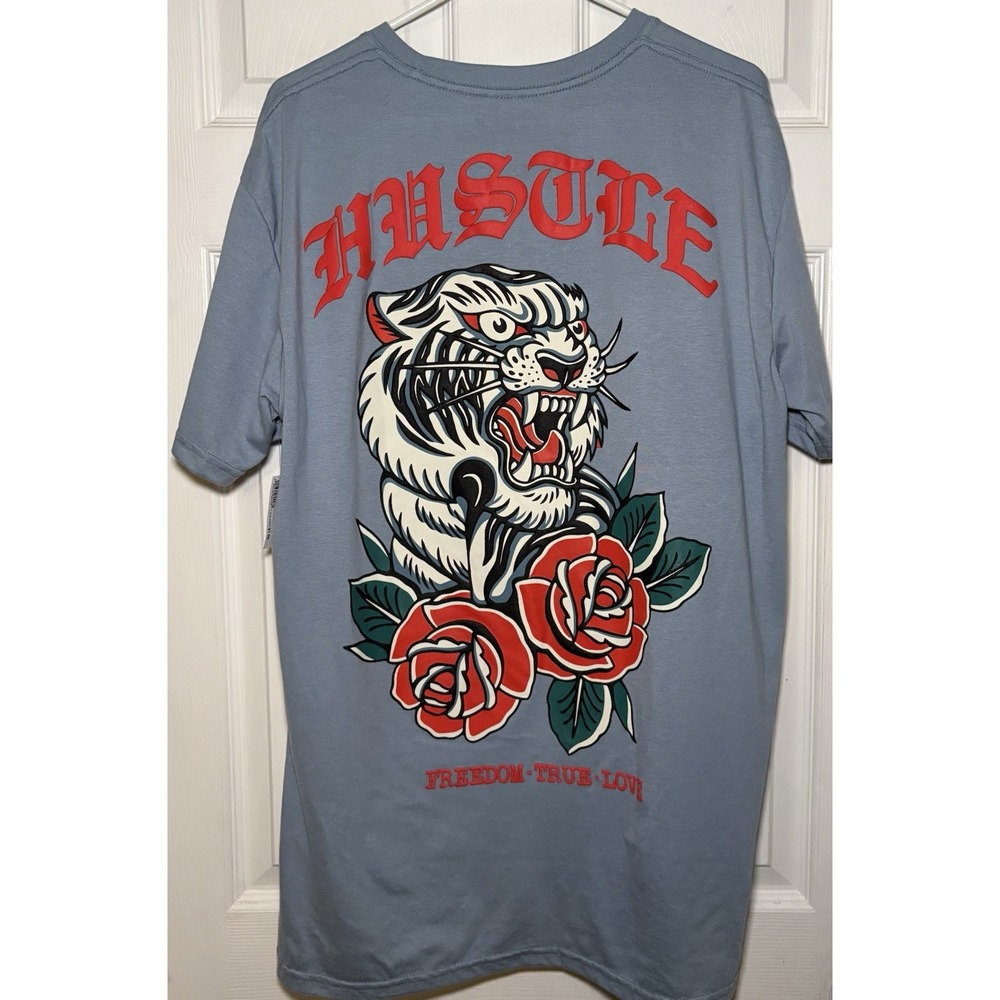 Men's Large RGSTR Gray "Hustle Freedom True Love T-Shirt W/ Back Graphic - Picture 3 of 3